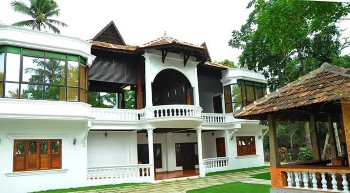 شاطئ شيراي Palm Beach Villa المظهر الخارجي الصورة